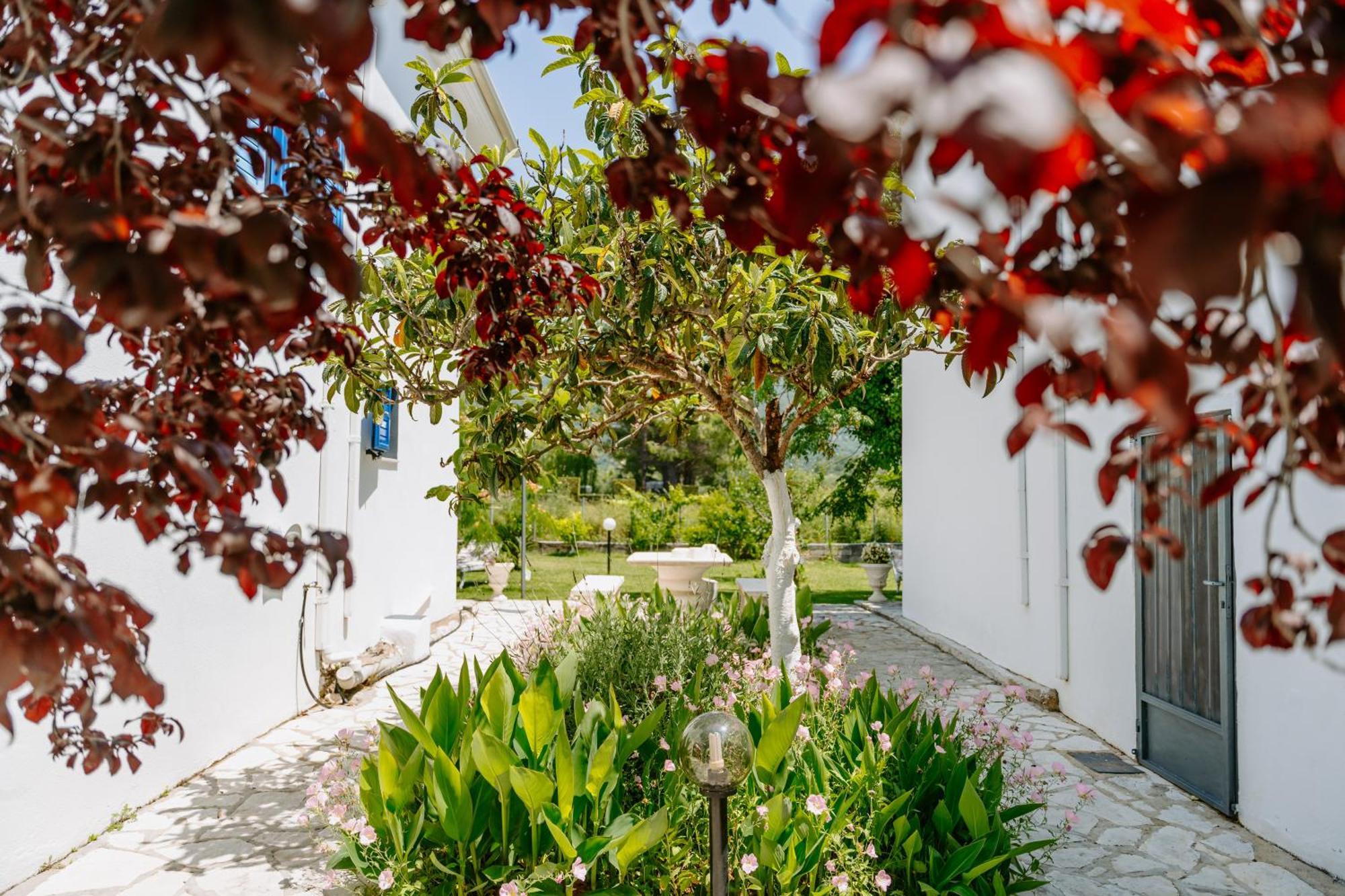 Villa Marina Perdika  Buitenkant foto