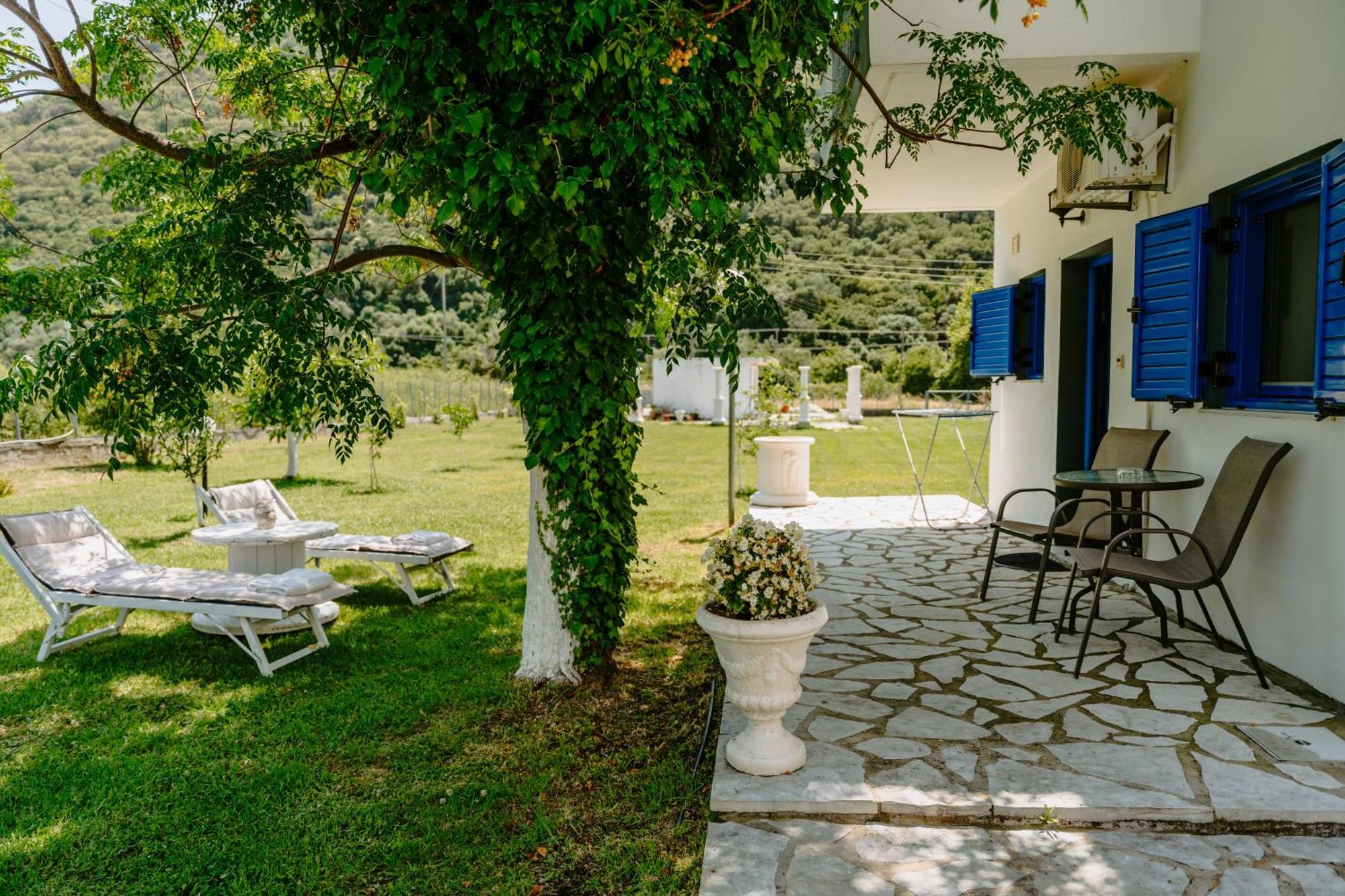 Villa Marina Perdika  Buitenkant foto